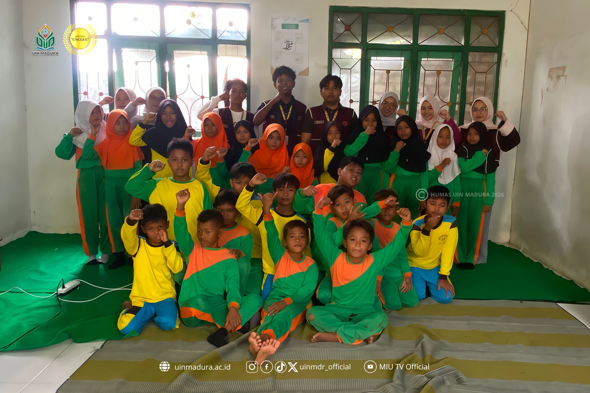 INOVASI PEMBELAJARAN ISLAM BERBASIS DIGITAL, KKN UIN MADURA POSKO 06 LAUNCHING E-MODUL TAJWID DAN FIQIH DI SDN DURBUK