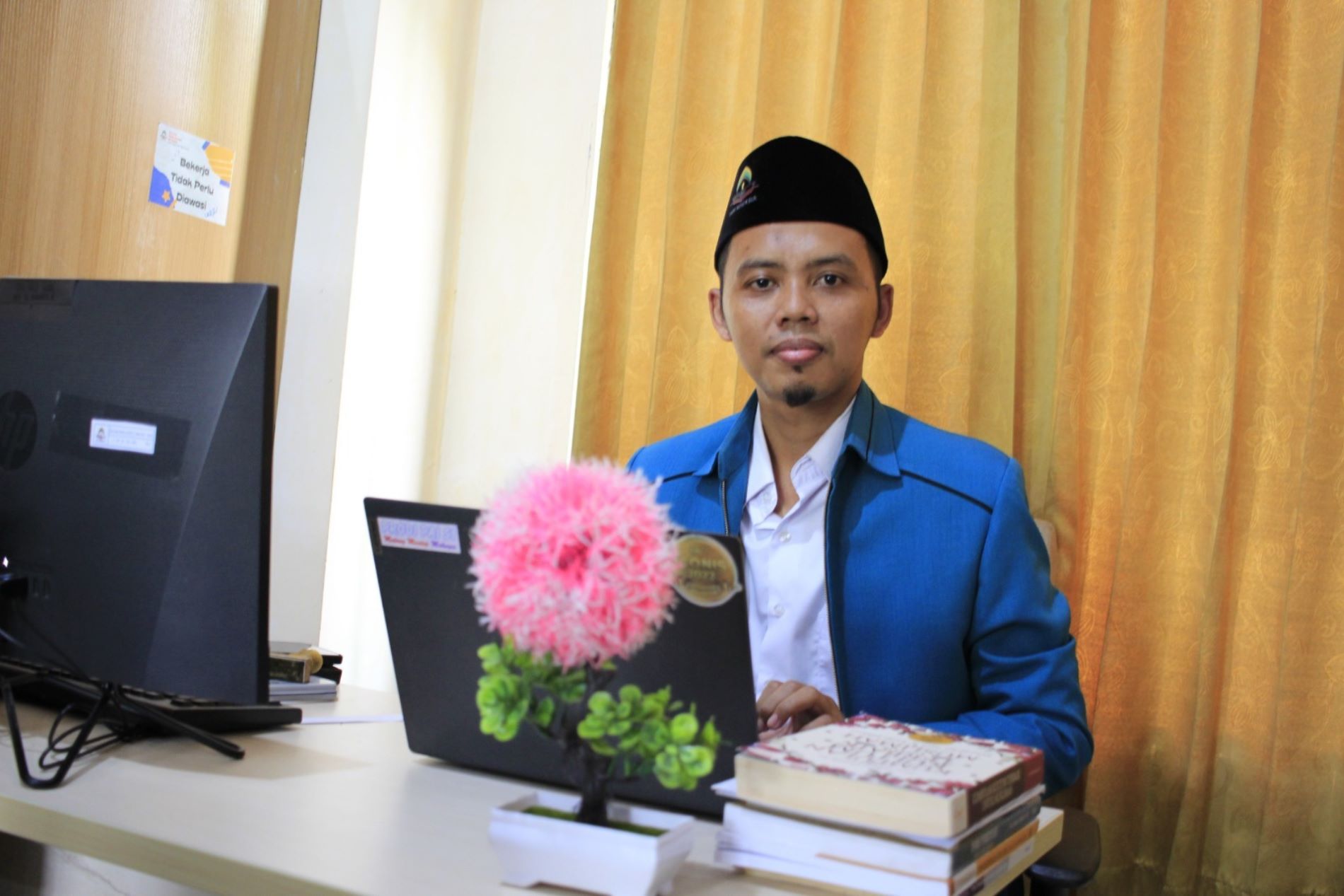 Ketika Rindu ke Tanah Suci Tumbuh di Tanah Air